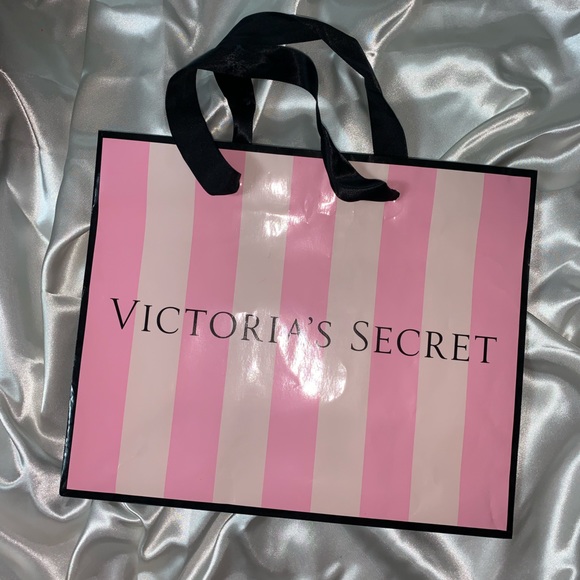 Victoria’s Secret Box and Bag Bundle - Picture 6 of 6